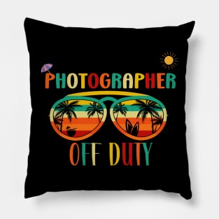 Photographer Off Duty- Retro Vintage Sunglasses Beach vacation sun for Summertime Pillow