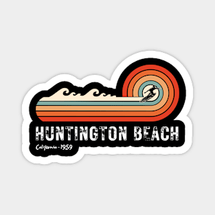 Huntington Beach - California 1959 T-Shirt: Retro Surfer Sunset - Vintage Beach Te Magnet