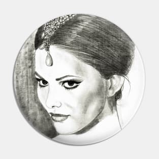 Claudia Cardinale Pin