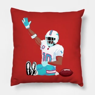 Tyreek Hill - red Pillow