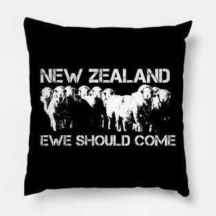 Flight of the conchords, ewe should come, New Zealand tourism poster Pillow