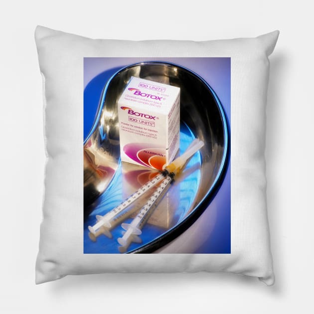 Botox cosmetic drug (M625/1369) Pillow by SciencePhoto