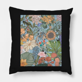 Floral Jungle Patterns Pillow