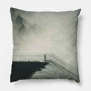 Vertigocean Pillow