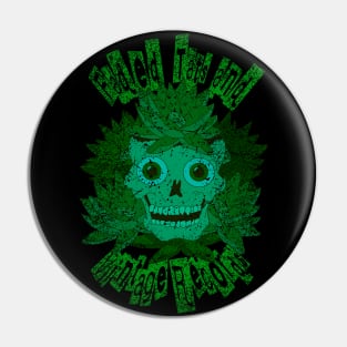 Faded Tats and Vintage Records - Retro 80s Vintage Skull Design Green Pin