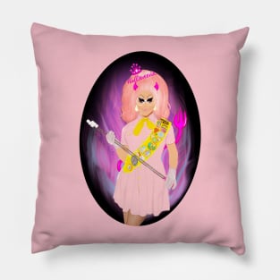 Trixie Mattel Halloween dragoween Design Pillow