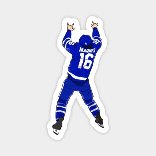 Rocking marner Magnet