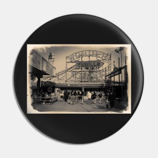 People at Coney Island by the Wonder Wheel Pin