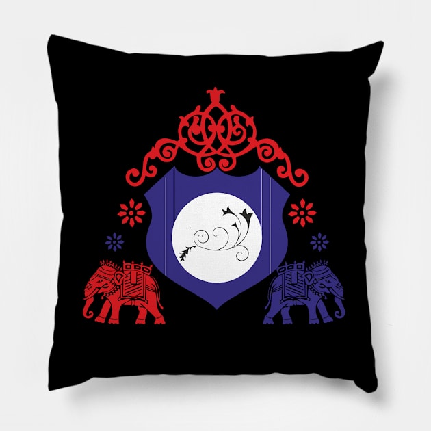 King and queen History period Pillow by Alex