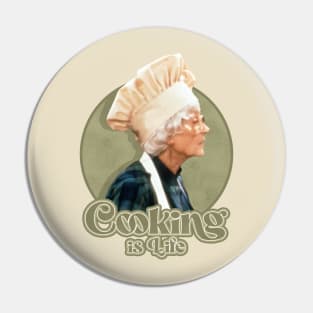 GOLDEN GIRLS Estelle Getty CHEFF Pin