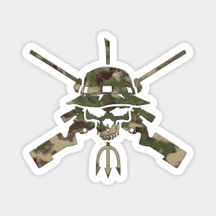 Sniper Rifle Skull - Camo Magnet