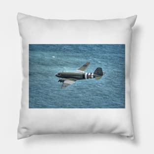 C-47 Dakota, ZA947 'Kwicherbichen' Pillow