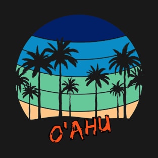 O'Ahu Retro Vintage Sunset Beach Design T-Shirt