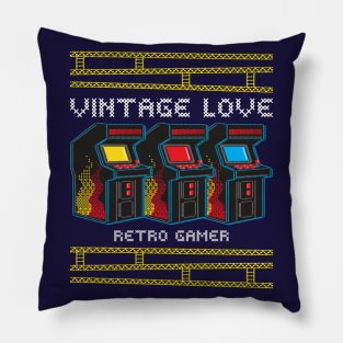 Vintage Love / Retro Gamer / Retro games / Vintage Design Pillow