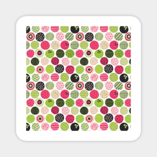 Green and Pink Dots Magnet