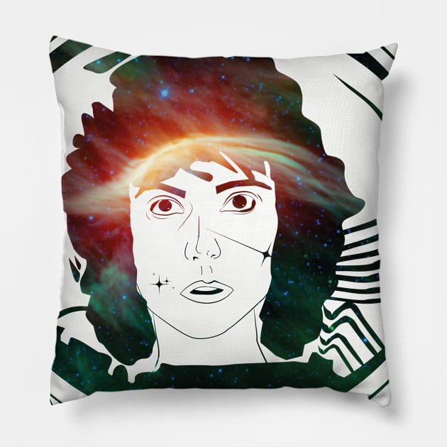 Alien Queen - Ellen Ripley Pillow by SATVRNAES