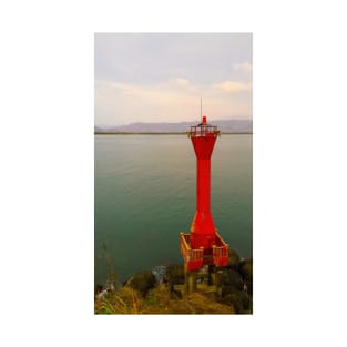 Old red lighthouse in right frame T-Shirt