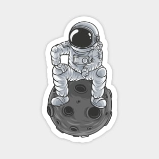 Astronaut on the Moon - Astronaut Suit - Spaceman Magnet