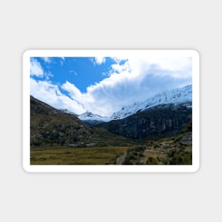 The trail to Laguna 69 Magnet