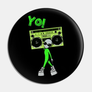 Yo alien Pin