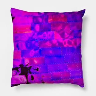 Freaky hot metal in Seattle Pillow