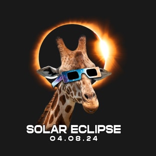 Giraffe Gazing: Witnessing the Solar Eclipse in Style Tee T-Shirt