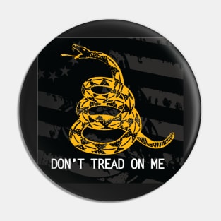 dont tread on me Flag Pin