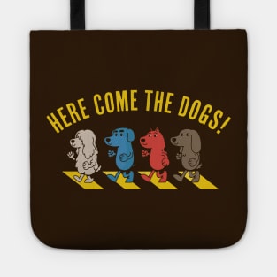 Here come the dogs! Tote