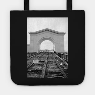 Rails to Nowhere Tote