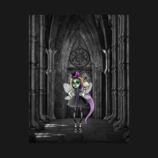 Green fairy in the graveyard T-Shirt