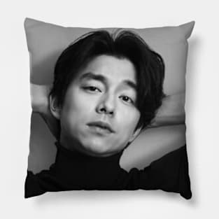 Gong Yoo - V13 Pillow