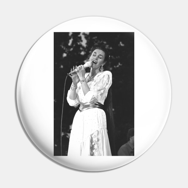 Crystal Gayle BW Photograph Pin by Concert Photos