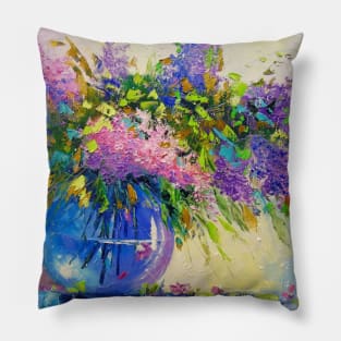 Bouquet of lilac Pillow