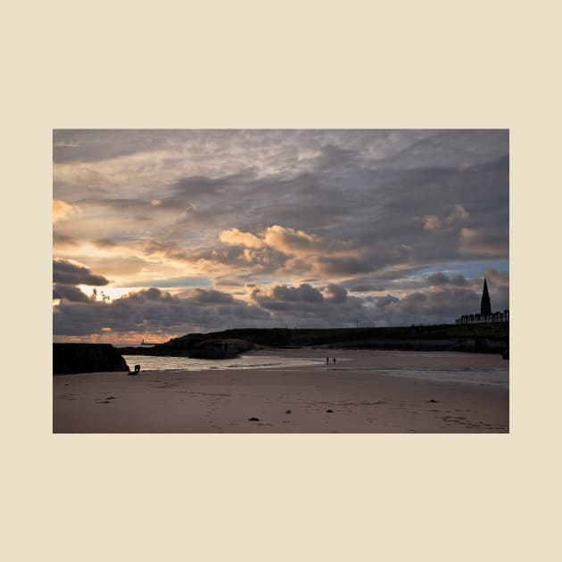 November Sunrise on Cullercoats Bay by Violaman