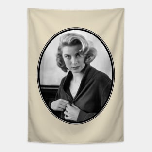 Grace Kelly: The Beauty Of Seduction Tapestry