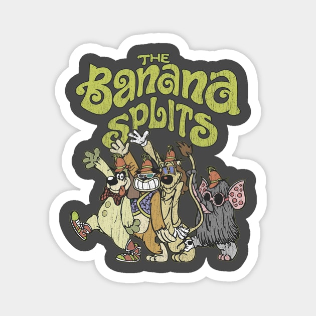 banana splits vintage Magnet by romanisa