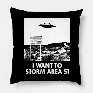 Storm Area 51 Retro Vintage Meme For Alien Sci-fi Fans Pillow