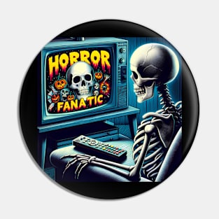 Horror Fanatic - Movie Junkie Pin