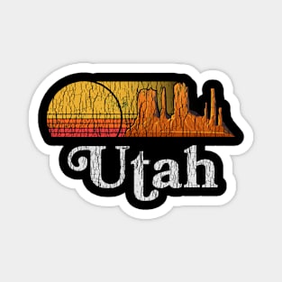 Vintage Retro Utah Mountain Hiking Camping Magnet