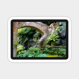 A stone arch decorates the garden Magnet