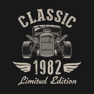 40 Year Old Gift Classic 1982 Limited Edition 40th Birthday T-Shirt