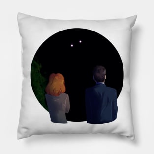 UFO Watching Pillow