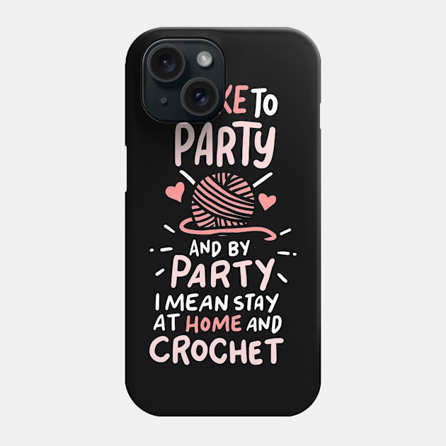 Crocheting Phone Case by Shiva121