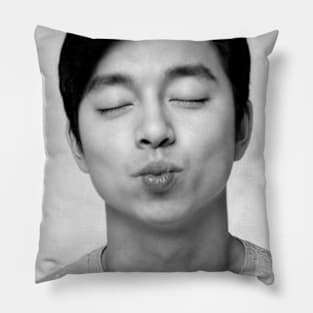 Gong Yoo - V23 Pillow