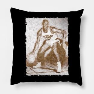 cazzie-russell-basketbal player Pillow