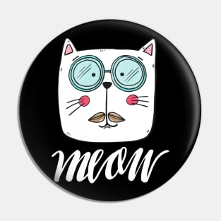 Cute cat Pin