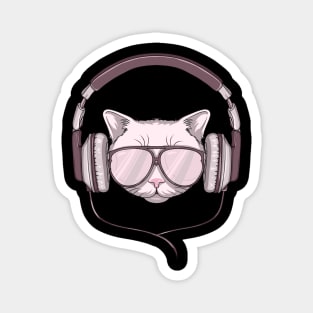 Cool cat is listen music Magnet
