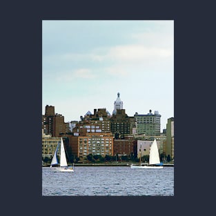 Manhattan NY - Two Sailboats Against Manhattan Skyline T-Shirt