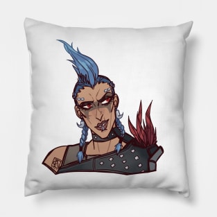 Junker Queen Pillow