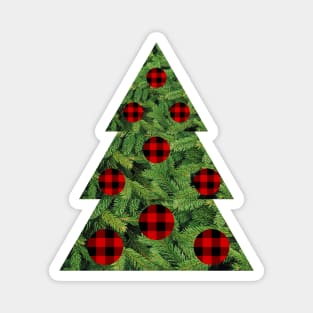 Pine tree with buffalo plaid ornaments Magnet